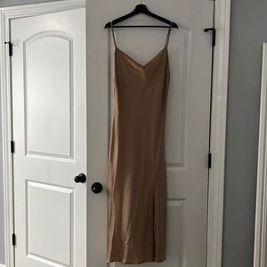 Gold/brown Silky dress
